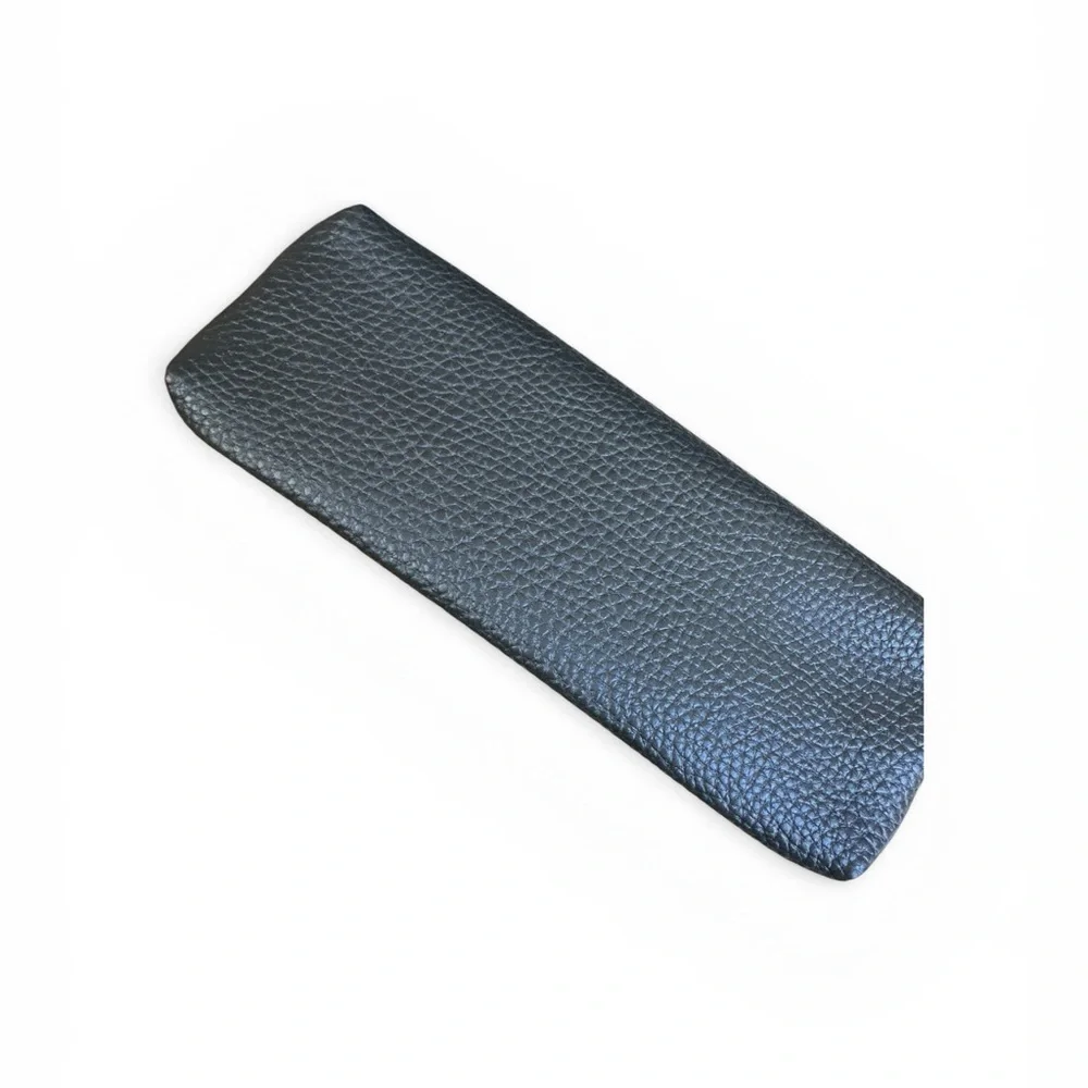 Black Leather Zipper Pouch
